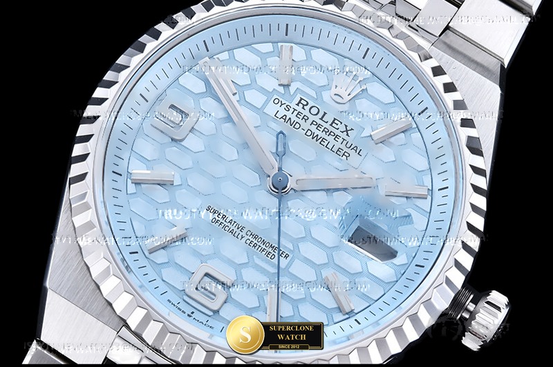 Rolex Ref. ROLLD002B NN - Lug-to-Lug & Rehaut Engraving View (Photo 5 of 28)