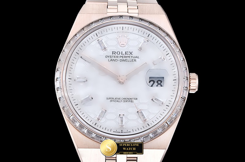Rolex Ref. ROLLD003B NN - Clasp & Solid 904L Bracelet Detail (Photo 3 of 28)