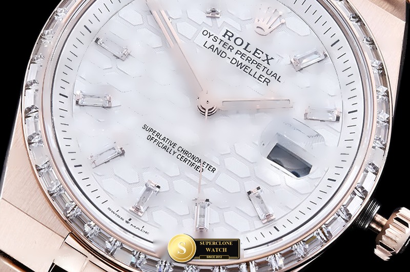 Rolex Ref. ROLLD003B NN - Lug-to-Lug & Rehaut Engraving View (Photo 5 of 28)