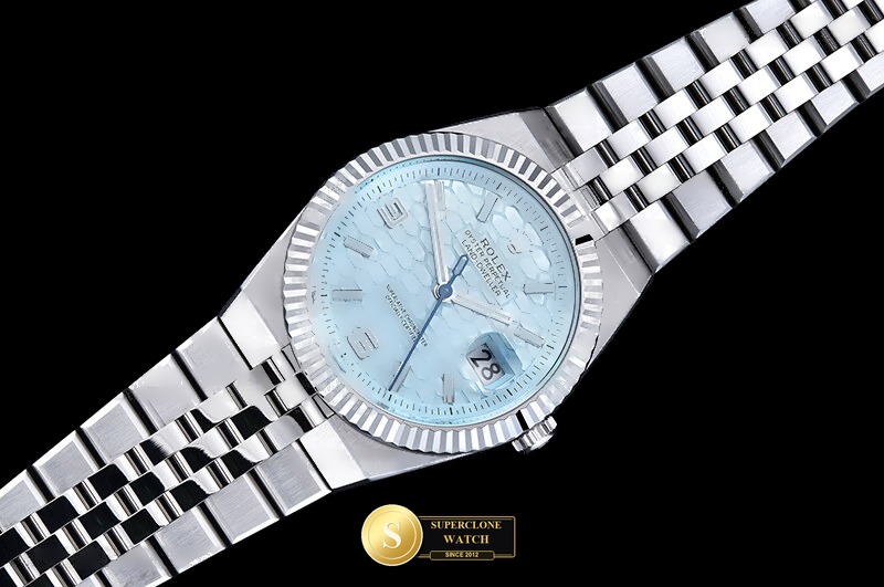 Rolex Ref. ROLLD004B YY - Exhibition Caseback & Cloned Calibre Movement (Photo 4 of 29)