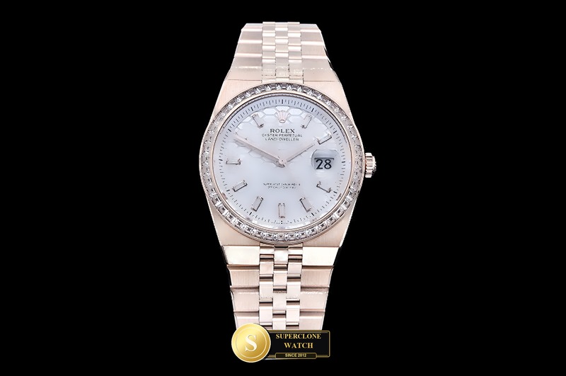 Rolex Ref. ROLLD005B YY - Case Profile & Crown Architecture (Photo 2 of 29)