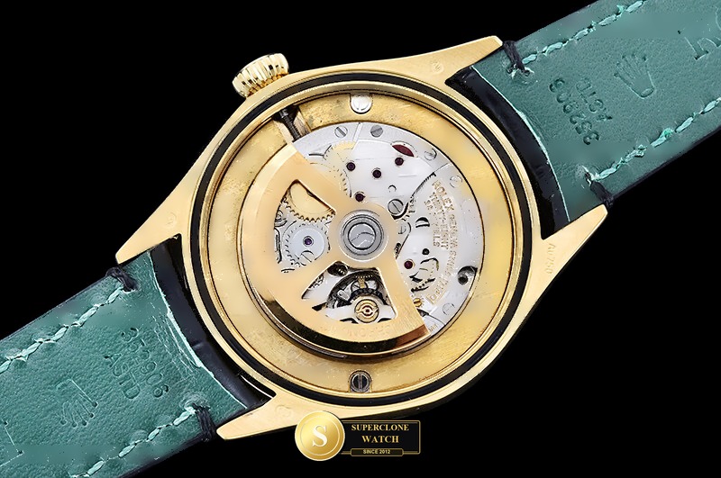 Rolex Ref. ROLPEP002B ESF - On-Wrist Presence & Case Thickness View (Photo 17 of 25)