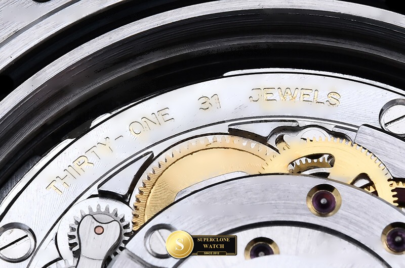 Rolex Ref. 226627 CLEAN PLUS - On-Wrist Presence & Case Thickness View (Photo 25 of 33)