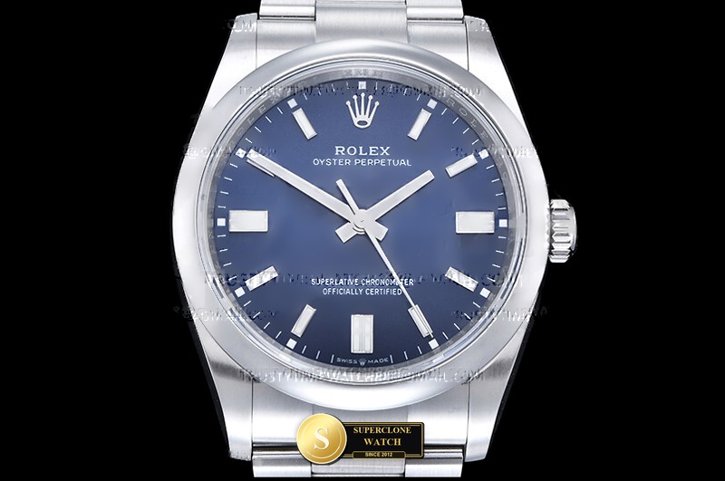 Rolex Ref. 126000 EWE - Clasp & Solid 904L Bracelet Detail (Photo 3 of 27)