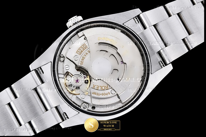 Rolex Ref. 126000 EWE - Crown Guard & Dial Lume Verification (Photo 18 of 27)