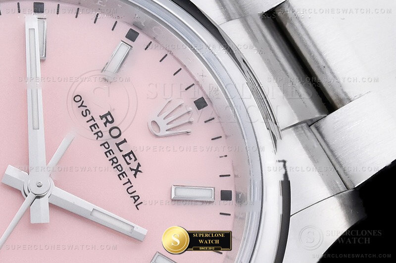 Rolex Ref. 126000 EWE - On-Wrist Presence & Case Thickness View (Photo 7 of 27)