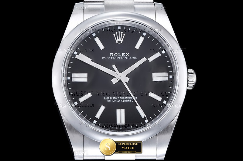 Rolex Ref. ROYP045E EWE - Clasp & Solid 904L Bracelet Detail (Photo 3 of 28)