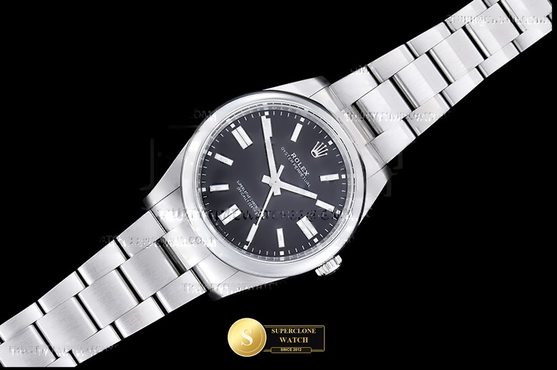 Rolex Ref. ROYP045E EWE - Lug-to-Lug & Rehaut Engraving View (Photo 5 of 28)