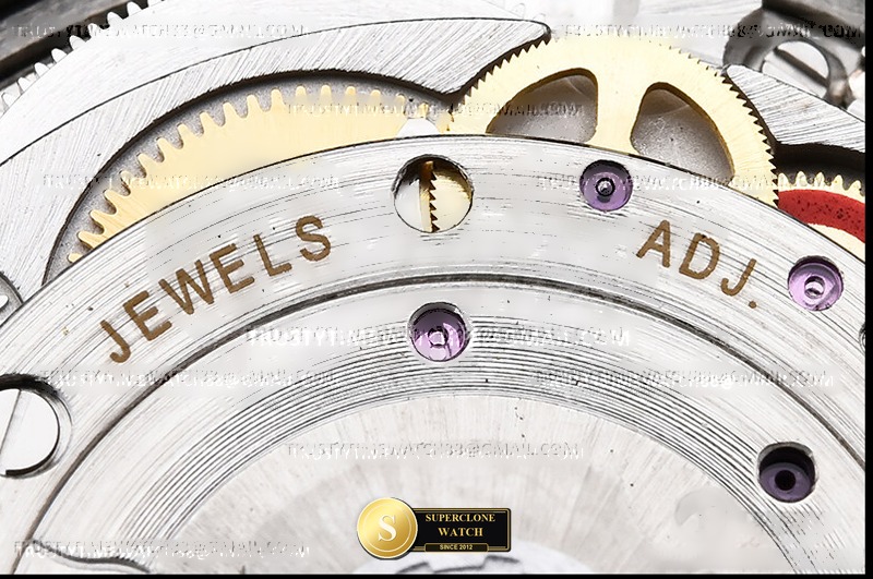 Rolex Ref. ROYP045E EWE - Crown Guard & Dial Lume Verification (Photo 22 of 28)