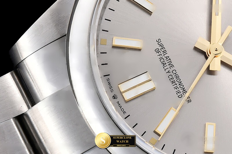 Rolex Ref. ROYP047F BPF - On-Wrist Presence & Case Thickness View (Photo 7 of 34)