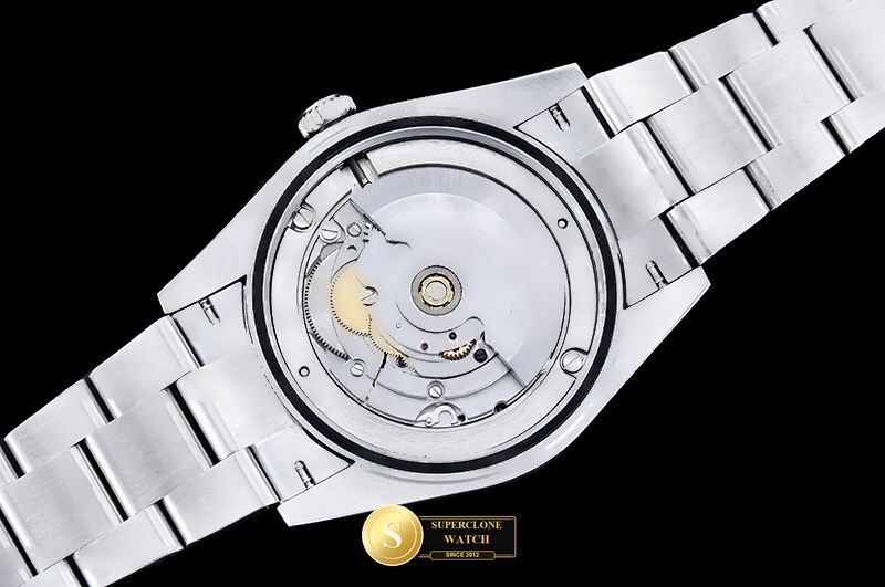 Rolex Ref. ROYP047F BPF - On-Wrist Presence & Case Thickness View (Photo 27 of 34)
