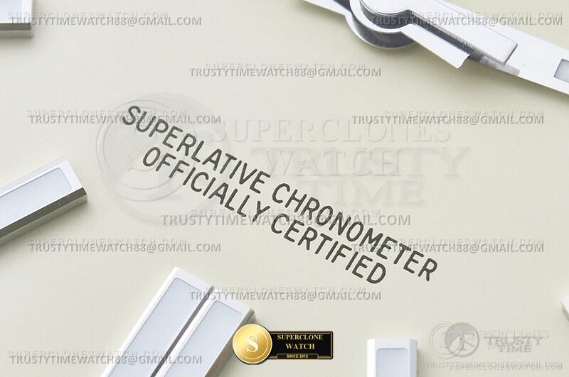 Rolex Ref. ROYP048B GMF - On-Wrist Presence & Case Thickness View (Photo 9 of 28)