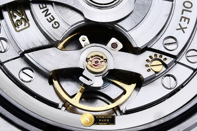 Rolex Ref. ROYP048B GMF - Crown Guard & Dial Lume Verification (Photo 20 of 28)