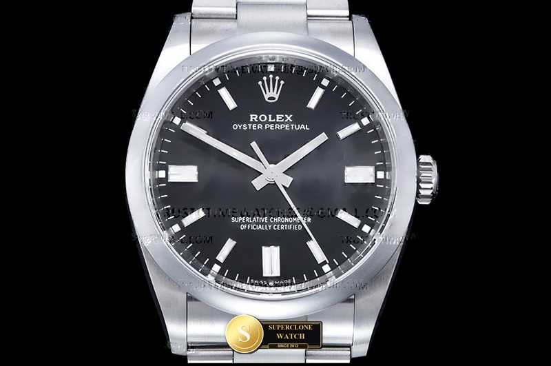 Rolex Ref. 126000 VSF - Clasp & Solid 904L Bracelet Detail (Photo 3 of 27)