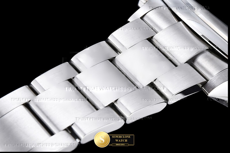Rolex Ref. 126000 VSF - Crown Guard & Dial Lume Verification (Photo 10 of 27)