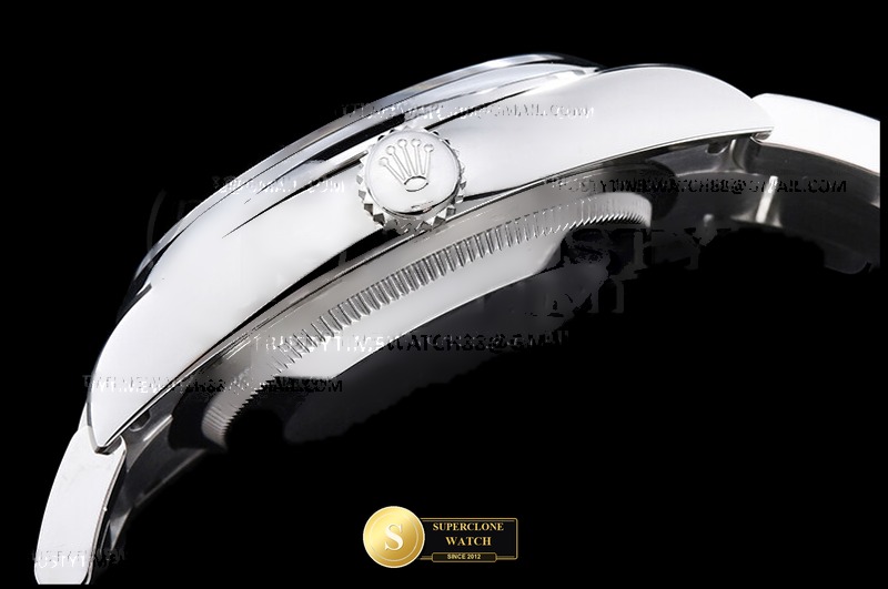 Rolex Ref. 126000 VSF - On-Wrist Presence & Case Thickness View (Photo 15 of 27)