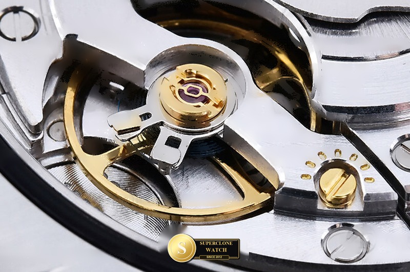 Rolex Ref. 126000 VSF - On-Wrist Presence & Case Thickness View (Photo 25 of 28)
