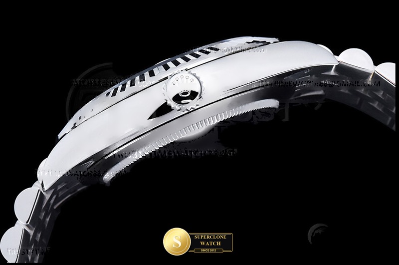 Rolex Ref. R2DJ0501B SEEK - On-Wrist Presence & Case Thickness View (Photo 11 of 27)