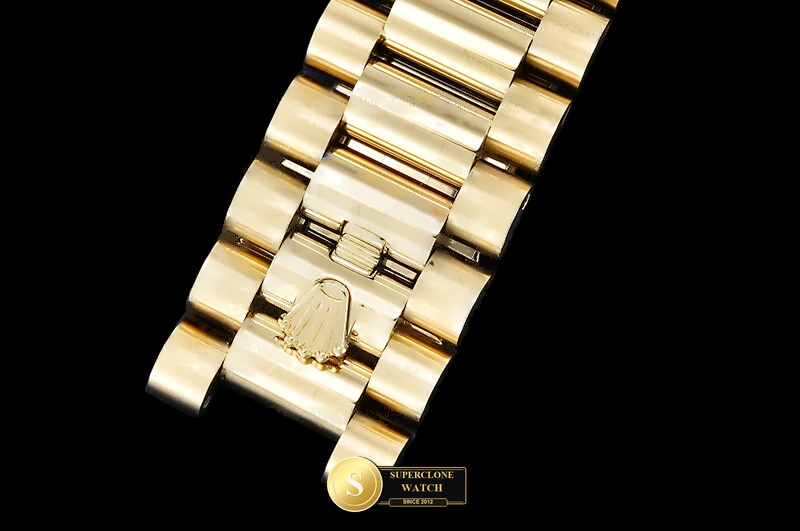 Rolex Ref. RDD0369B RCF - On-Wrist Presence & Case Thickness View (Photo 11 of 32)