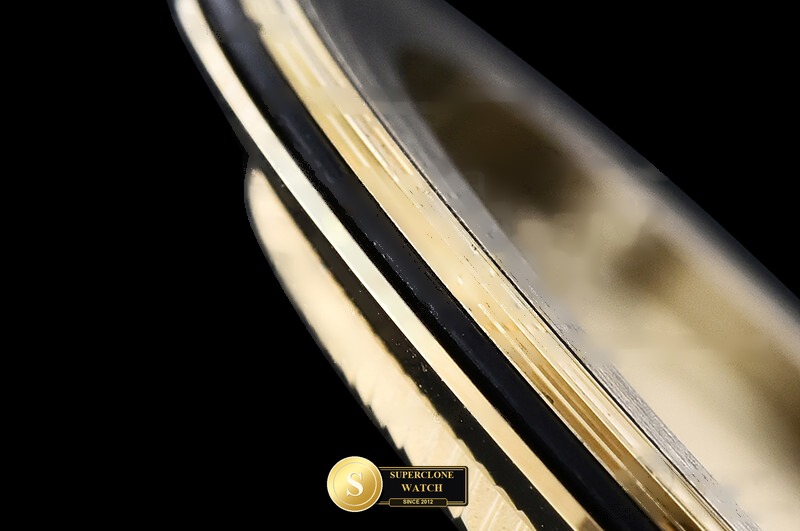 Rolex Ref. RDD0369B RCF - On-Wrist Presence & Case Thickness View (Photo 31 of 32)