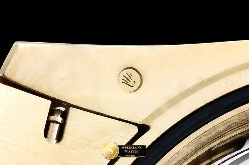Rolex Ref. RDD0374B QF - On-Wrist Presence & Case Thickness View (Photo 21 of 33)