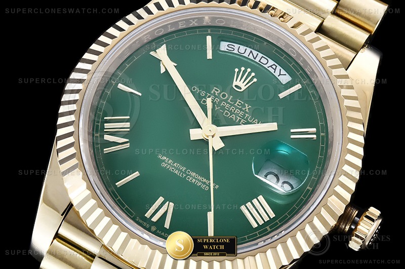 Rolex Ref. RDD0380A CBD - Lug-to-Lug & Rehaut Engraving View (Photo 5 of 31)