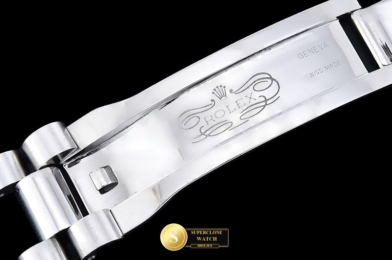 Rolex Ref. RDD0383A KF - On-Wrist Presence & Case Thickness View (Photo 11 of 25)