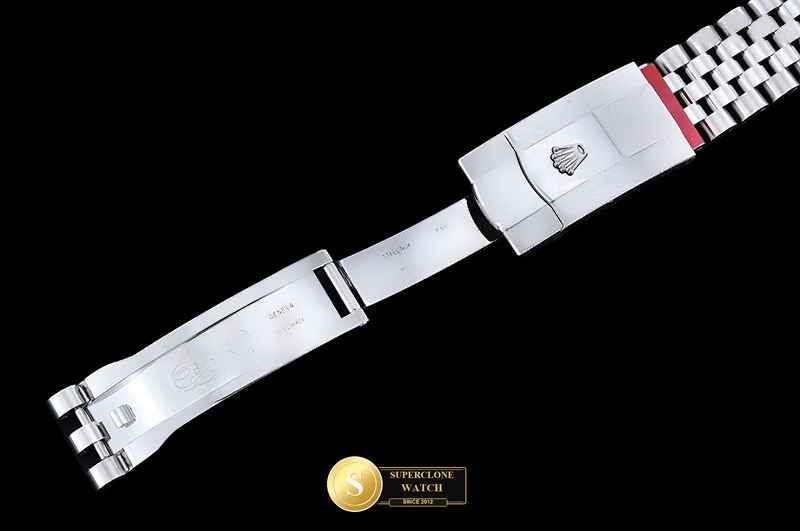 Rolex Ref. RDJ0478A VSF - On-Wrist Presence & Case Thickness View (Photo 11 of 28)