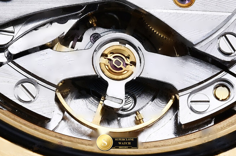 Rolex Ref. 126518 UFO - Crown Guard & Dial Lume Verification (Photo 28 of 35)