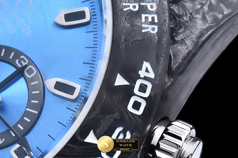 Rolex Ref. ROLDYT0735B N6F - On-Wrist Presence & Case Thickness View (Photo 17 of 18)