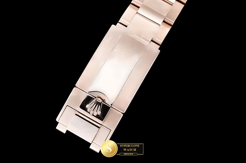 Rolex Ref. 126715CHNR ARF - On-Wrist Presence & Case Thickness View (Photo 13 of 34)