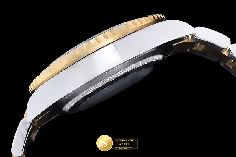 Rolex Ref. 116713LN ARF - Crown Guard & Dial Lume Verification (Photo 18 of 28)