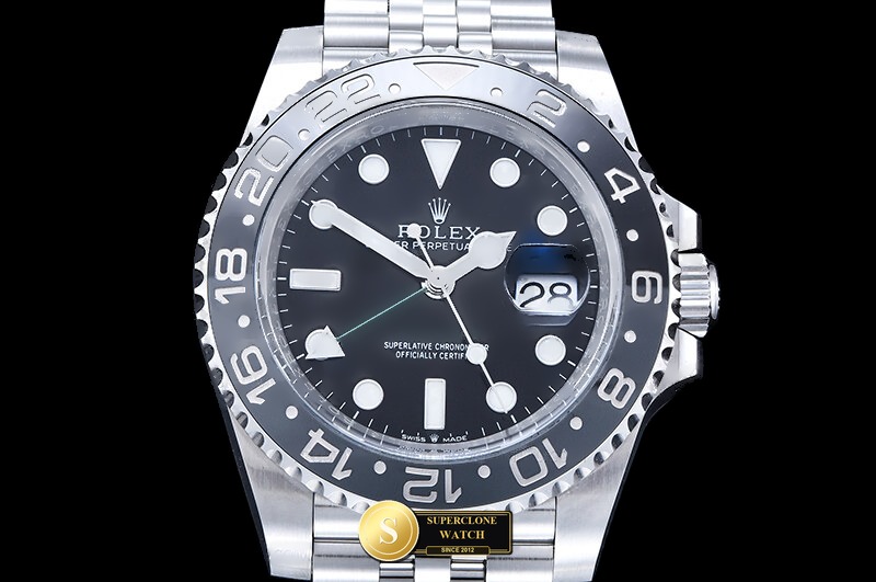 Rolex Ref. 126710GRNR VF - Clasp & Solid 904L Bracelet Detail (Photo 3 of 30)