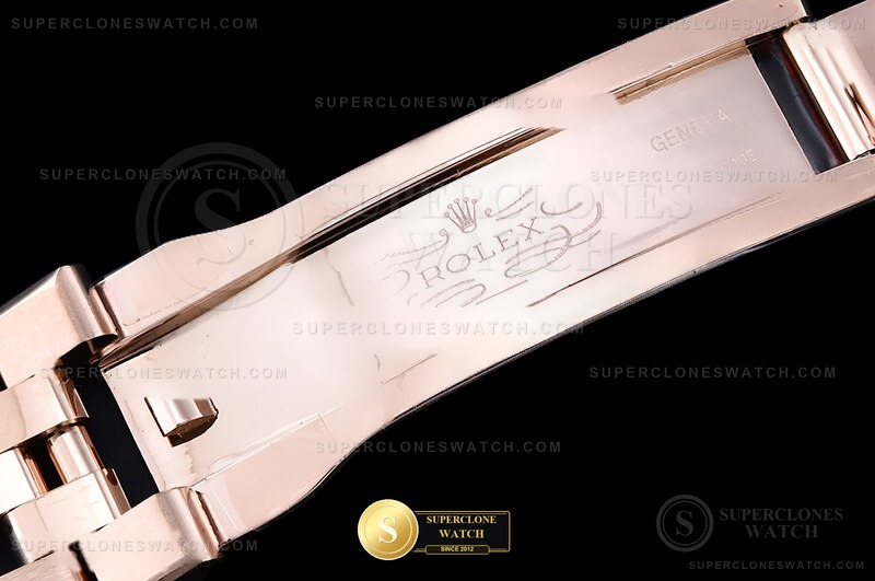 Rolex Ref. ROLLD006A K5F - On-Wrist Presence & Case Thickness View (Photo 13 of 28)