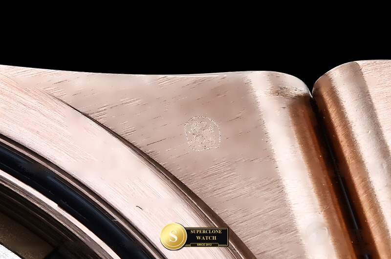 Rolex Ref. ROLLD006B K5F - On-Wrist Presence & Case Thickness View (Photo 23 of 27)