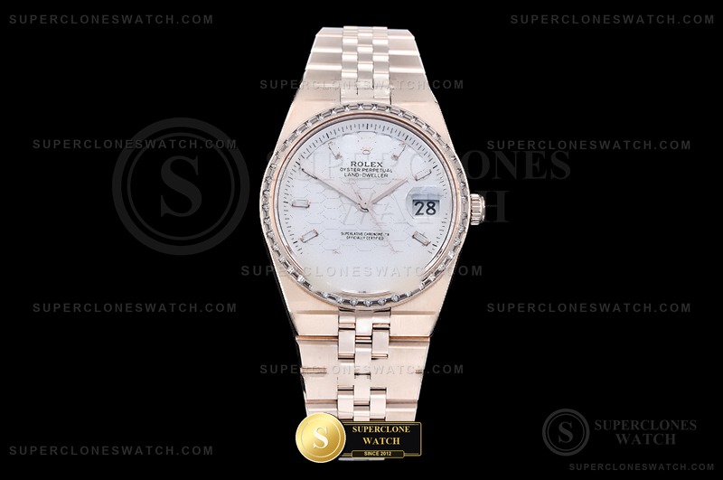 Rolex Ref. ROLLD008B YY - Case Profile & Crown Architecture (Photo 2 of 27)