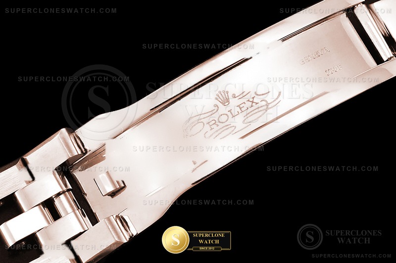 Rolex Ref. ROLLD008B YY - Crown Guard & Dial Lume Verification (Photo 12 of 27)