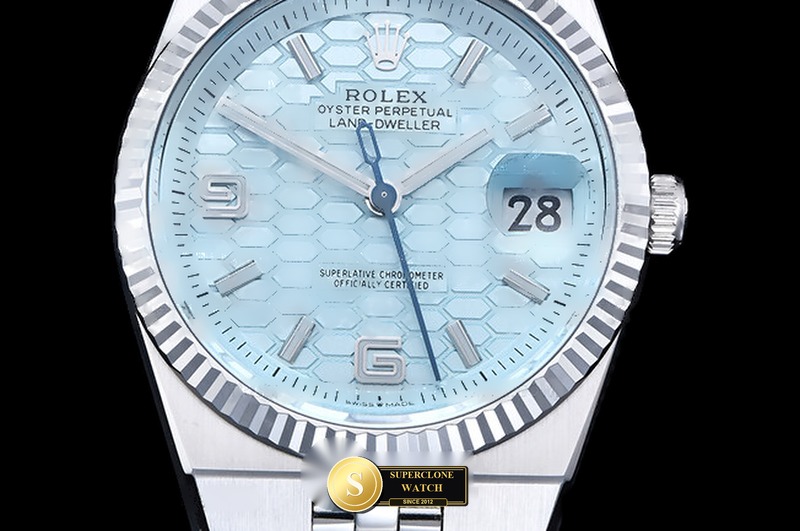 Rolex Ref. ROLLD011B YY - Clasp & Solid 904L Bracelet Detail (Photo 3 of 25)