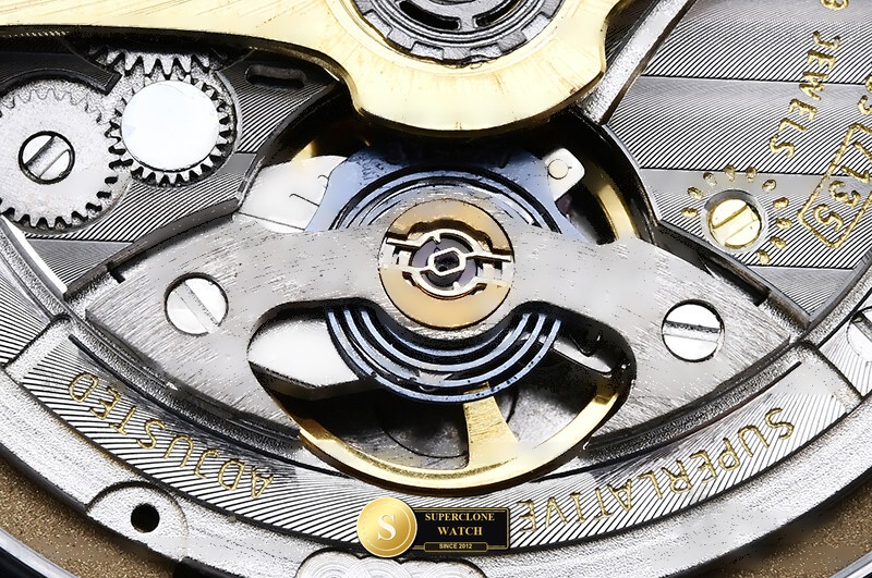 Rolex Ref. ROLLD011B YY - On-Wrist Presence & Case Thickness View (Photo 19 of 25)