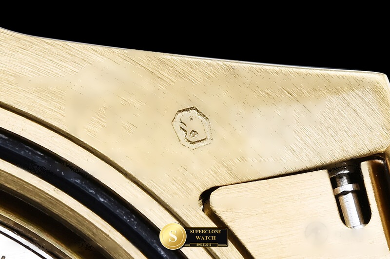 Rolex Ref. 126618LB QF - On-Wrist Presence & Case Thickness View (Photo 29 of 35)