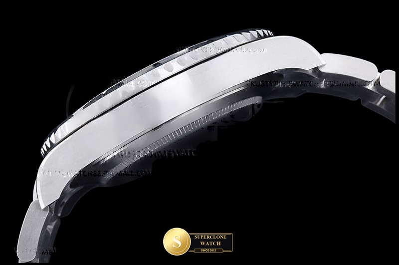 Rolex Ref. 226627 ARF - On-Wrist Presence & Case Thickness View (Photo 19 of 32)