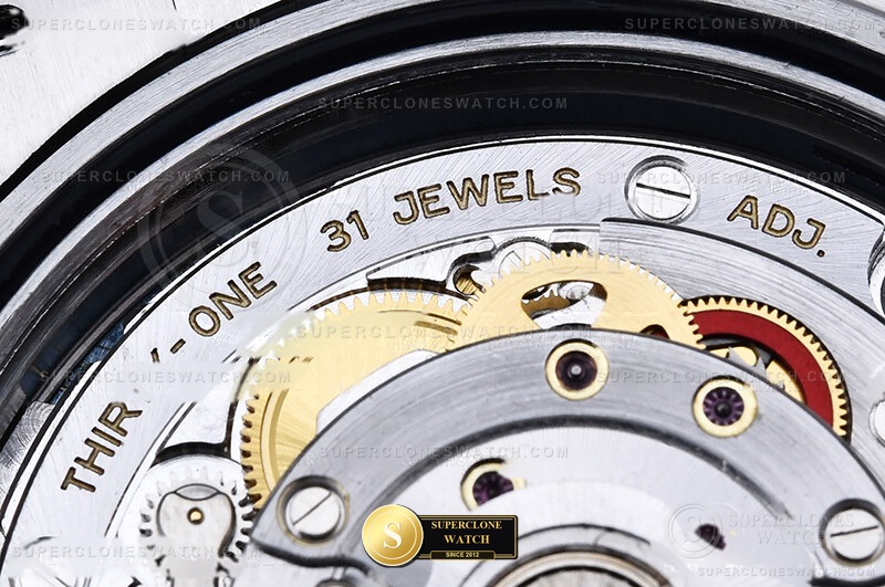 Rolex Ref. R2DJ0509G QF - On-Wrist Presence & Case Thickness View (Photo 23 of 29)