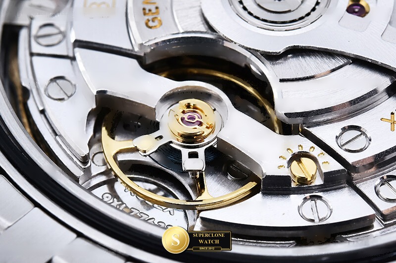 Rolex Ref. R2DJ0521A CLEAN PLUS - Crown Guard & Dial Lume Verification (Photo 20 of 24)