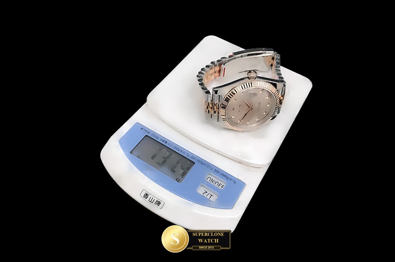 Rolex Ref. R2DJ0522D CLEAN PLUS - On-Wrist Presence & Case Thickness View (Photo 29 of 29)