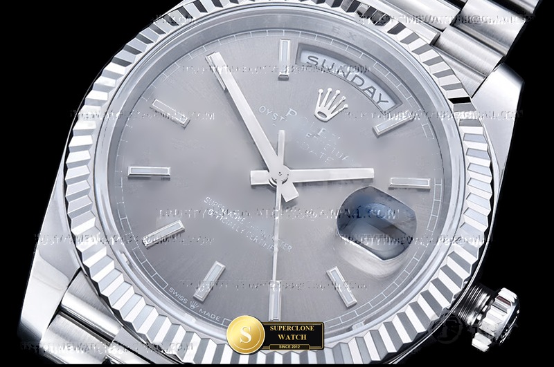 Rolex Ref. RDD0389A TM - Lug-to-Lug & Rehaut Engraving View (Photo 5 of 32)