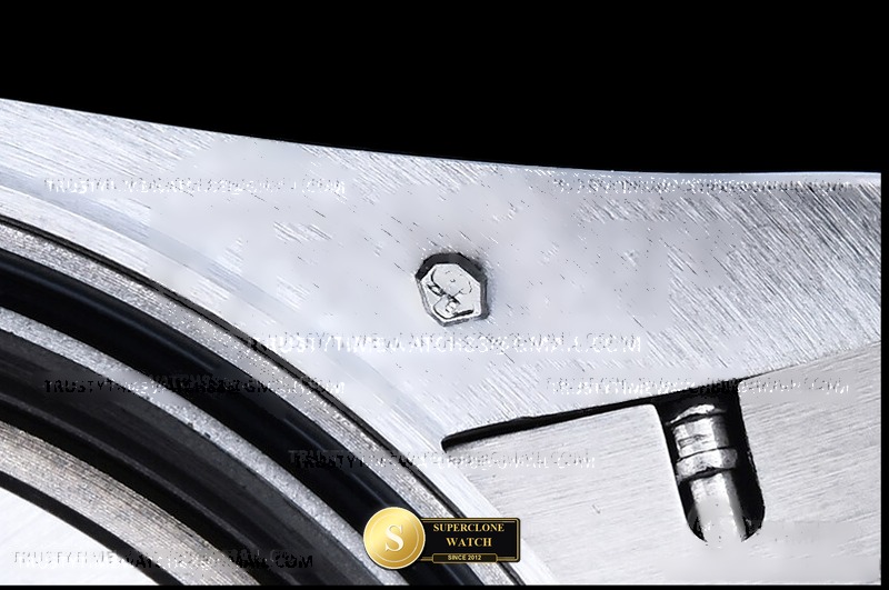 Rolex Ref. RDD0389A TM - On-Wrist Presence & Case Thickness View (Photo 25 of 32)