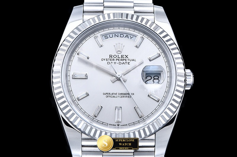 Rolex Ref. RDD0390C TM - Clasp & Solid 904L Bracelet Detail (Photo 3 of 31)