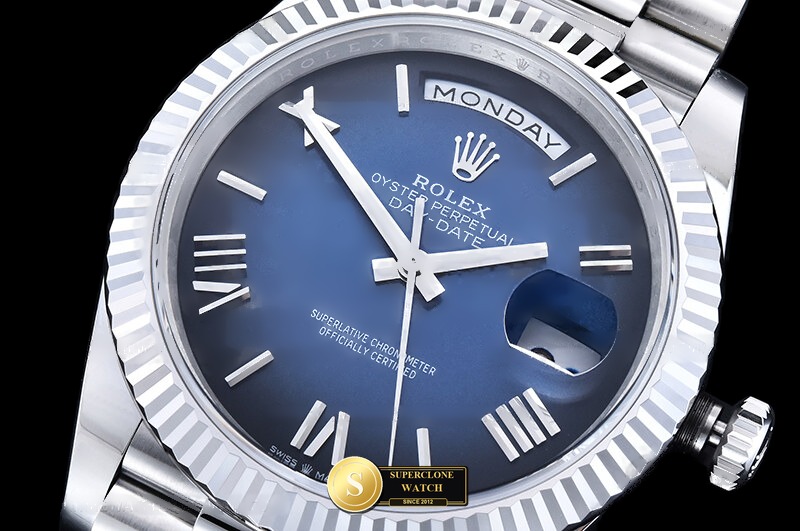 Rolex Ref. RDD0396 VSF - Lug-to-Lug & Rehaut Engraving View (Photo 5 of 28)