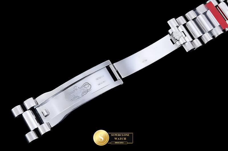 Rolex Ref. RDD0396 VSF - On-Wrist Presence & Case Thickness View (Photo 11 of 28)