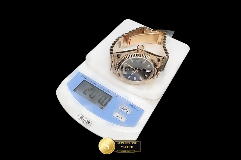 Rolex Ref. RDD0398A TM - On-Wrist Presence & Case Thickness View (Photo 31 of 31)